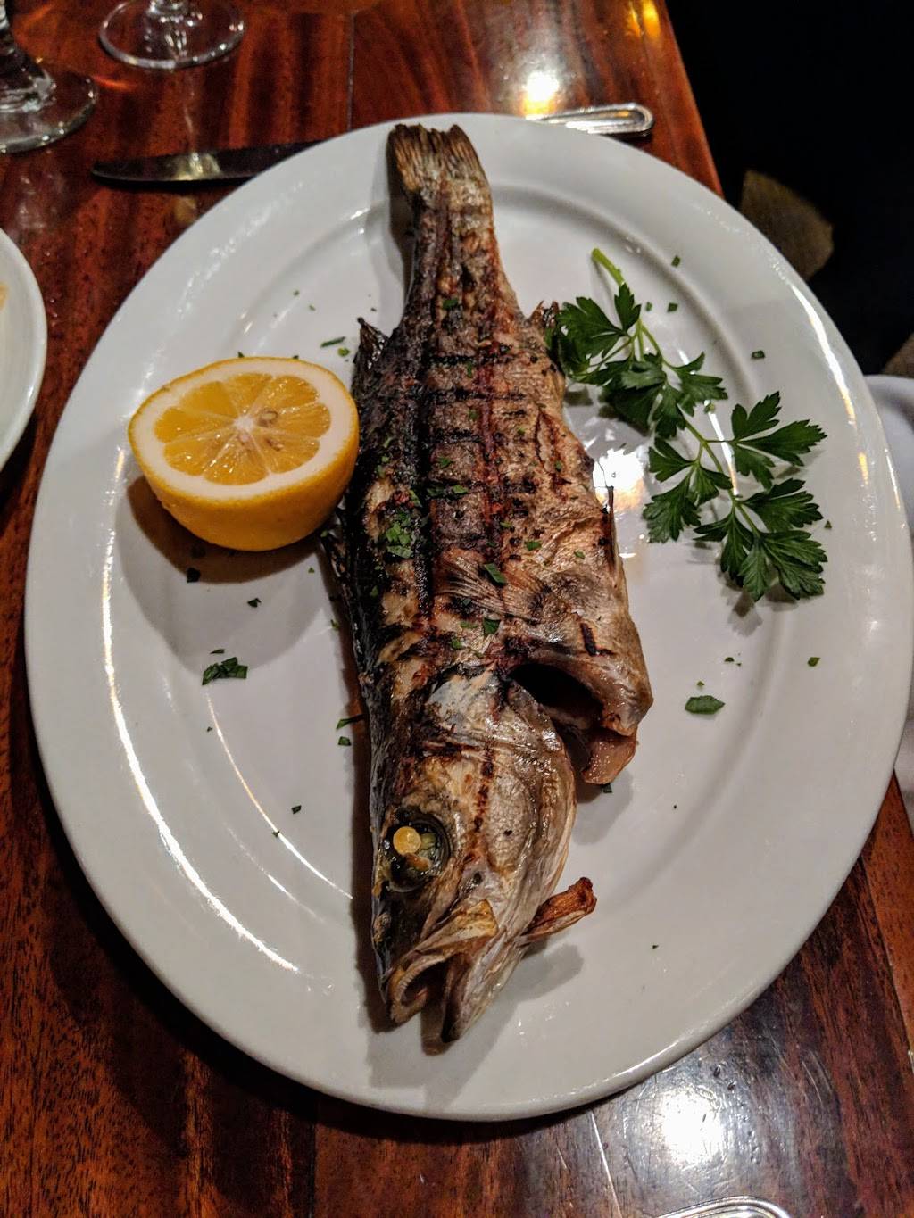 Seafood Peddler Restaurant and Fish Market | restaurant | 303 Johnson St, Sausalito, CA 94965, USA | 4153321492 OR +1 415-332-1492