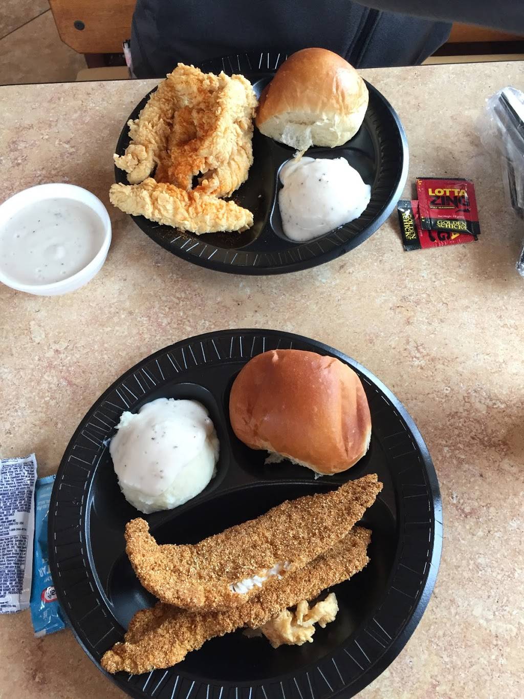 Golden Chick | meal takeaway | 1036 N Patrick St, Dublin, TX 76446, USA | 2544451922 OR +1 254-445-1922