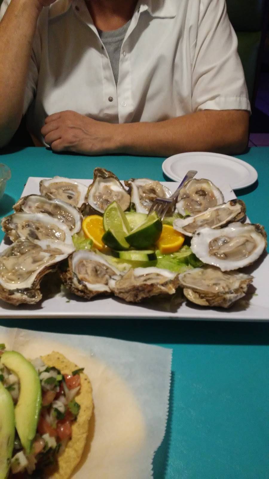 Los compadres #2 | restaurant | 1614 Washington St, Waukegan, IL 60085, USA | 8474064498 OR +1 847-406-4498