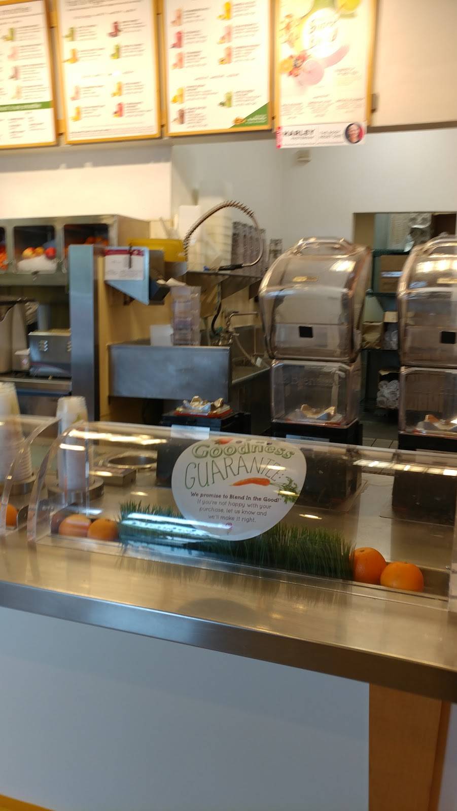 Jamba Juice Ventura & Hayvenhurst | restaurant | 16443 Ventura Blvd, Encino, CA 91436, USA | 8185010046 OR +1 818-501-0046