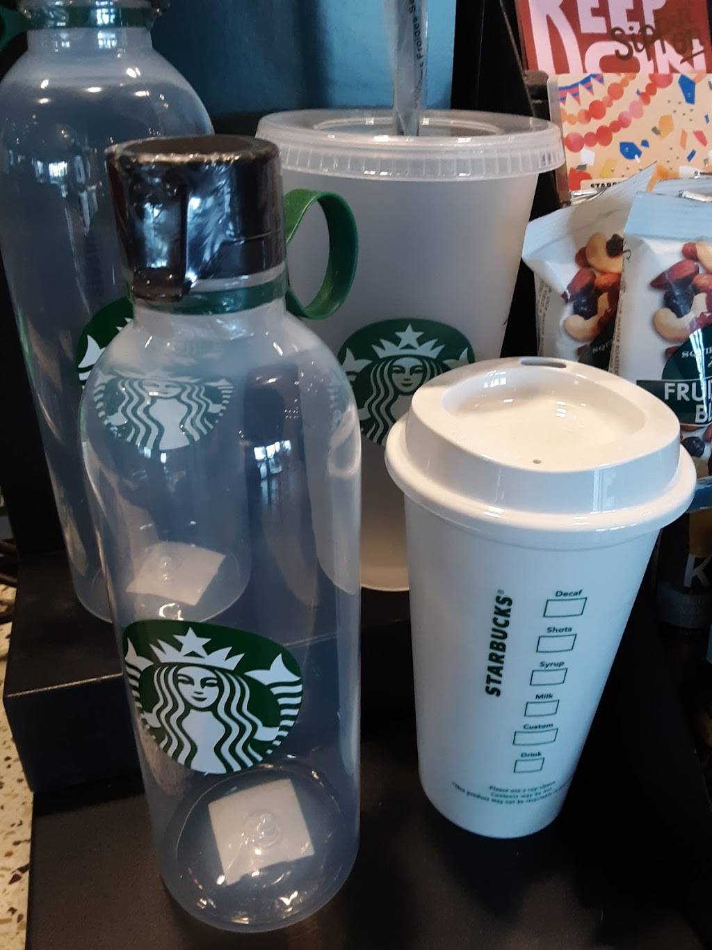 Starbucks | cafe | 808 Ocean Beach Hwy, Longview, WA 98632, USA | 3604233035 OR +1 360-423-3035