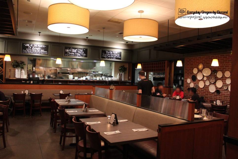 Pastini Pastaria | meal takeaway | Market Center, 1580 NW 9th St, Corvallis, OR 97330, USA | 5412572579 OR +1 541-257-2579