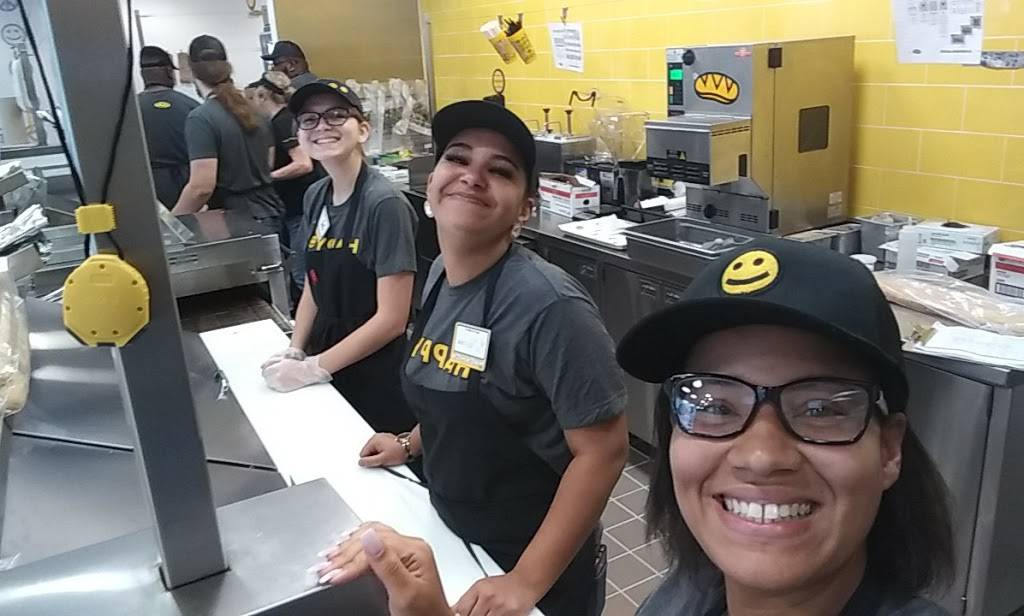 Which Wich Superior Sandwiches | restaurant | 711 University Dr #200, College Station, TX 77840, USA | 9797045535 OR +1 979-704-5535