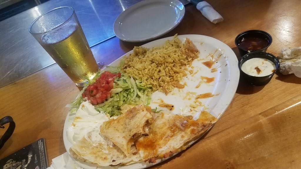 Gators Dockside Melbourne | restaurant | 4200 N Wickham Rd, Melbourne, FL 32935, USA | 3213393375 OR +1 321-339-3375