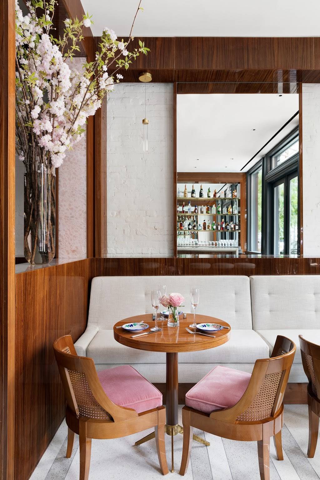 Bellini | restaurant | 33 Peck Slip, New York, NY 10038, USA | 9175725171 OR +1 917-572-5171