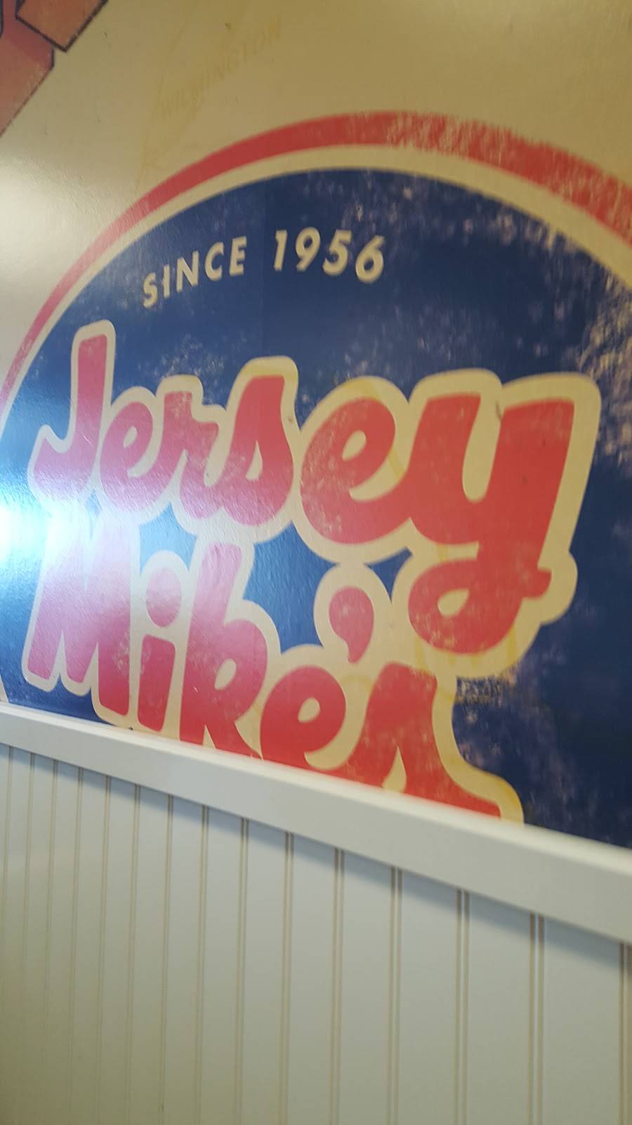 Jersey Mikes Subs | meal takeaway | 2561 Jackson Ave, Ann Arbor, MI 48103, USA | 7347611100 OR +1 734-761-1100