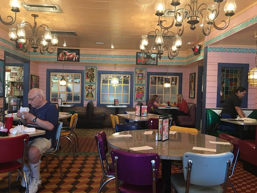 Chuys | restaurant | 8120 S Olympia Ave W, Tulsa, OK 74132, USA | 9184453007 OR +1 918-445-3007