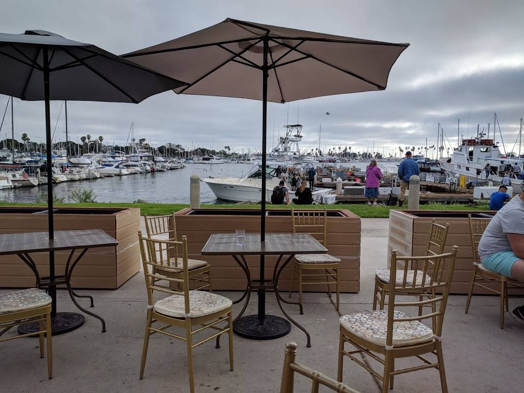 Royal Rooster SD | restaurant | 1717 Quivira Rd, San Diego, CA 92109, USA | 6195429295 OR +1 619-542-9295