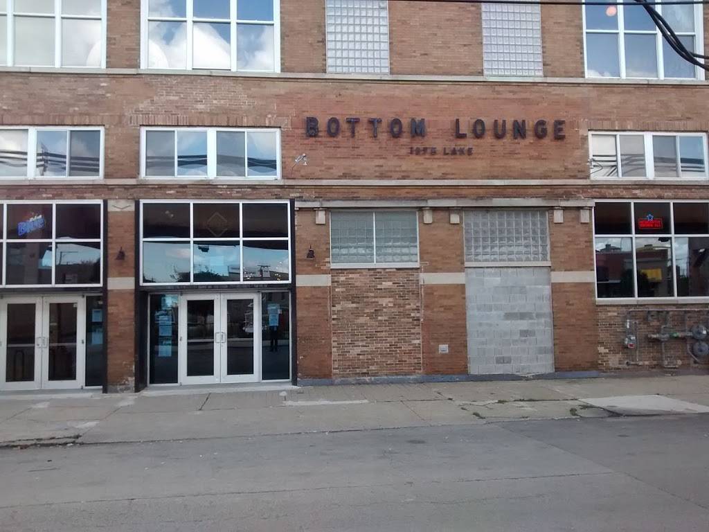 Bottom Lounge | restaurant | 1375 W Lake St, Chicago, IL 60607, USA | 3126666775 OR +1 312-666-6775