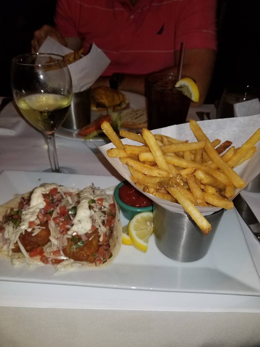 Cedar Creek | restaurant | 75 Cedar Swamp Rd, Glen Cove, NY 11542, USA | 5166565656 OR +1 516-656-5656