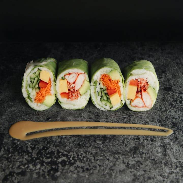 Sushi Shop | restaurant | 2210 Bank St, Ottawa, ON K1V 1J5, Canada | 6136808977 OR +1 613-680-8977