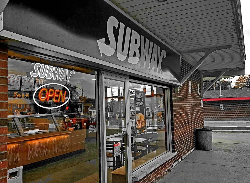 Subway | restaurant | 713 Krosno Blvd Unit # 6, Pickering, ON L1W 1G4, Canada | 9058379777 OR +1 905-837-9777