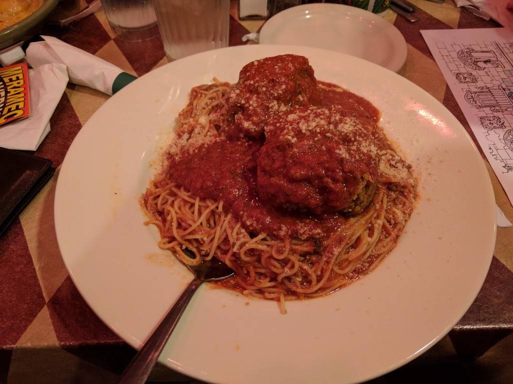 Pasta House Co | restaurant | 931 Valley Creek Dr, Farmington, MO 63640, USA | 5737600026 OR +1 573-760-0026