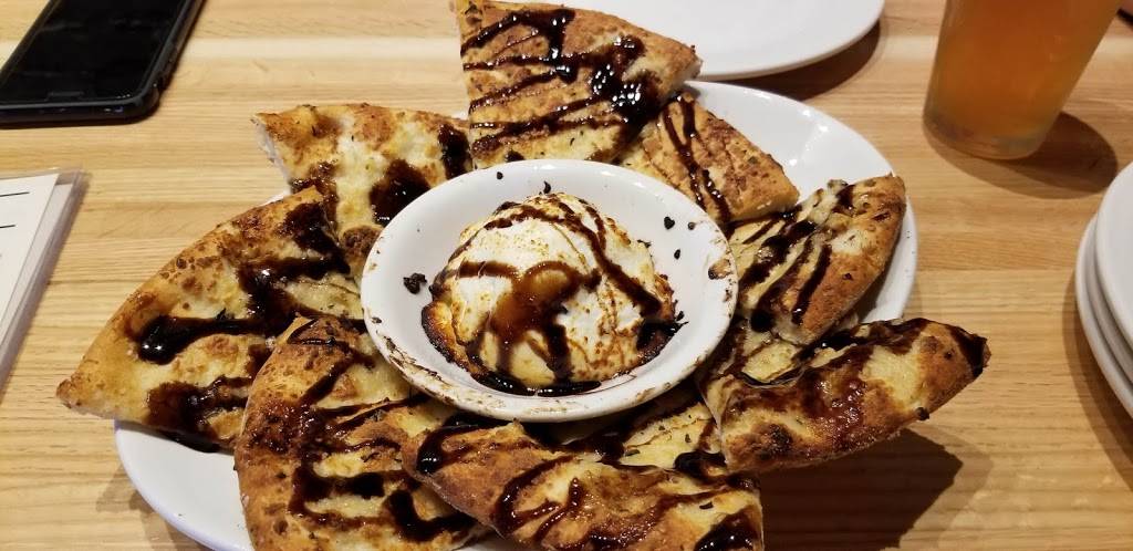 Pies & Pints - Carmel, IN | restaurant | 14550 Clay Terrace Boulevard Suite 100 Suite 100, Carmel, IN 46032, USA | 3176887477 OR +1 317-688-7477