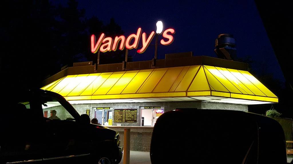 Vandys | restaurant | 33 Old Alfred Rd, East Waterboro, ME 04030, USA | 2072472500 OR +1 207-247-2500