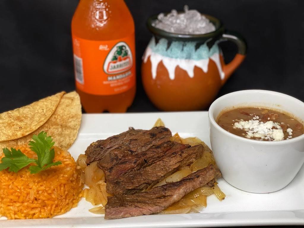 Guiso Mexican Kitchen | restaurant | 201 N Saginaw Blvd, Saginaw, TX 76179, USA | 8176159969 OR +1 817-615-9969
