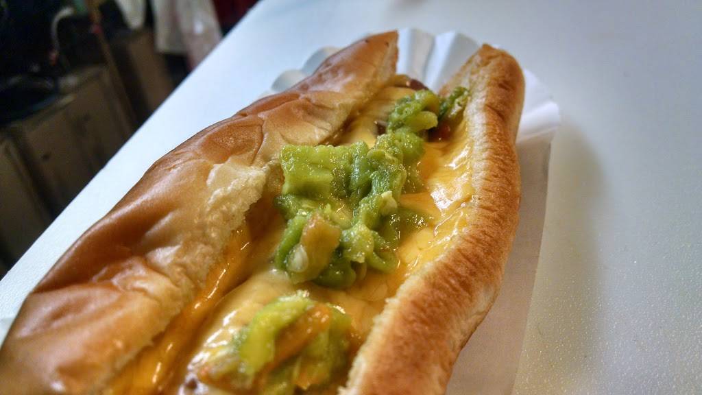 Weenie Stand | restaurant | 201 Alleghany Ave, Lynchburg, VA 24501, USA | 4345289054 OR +1 434-528-9054