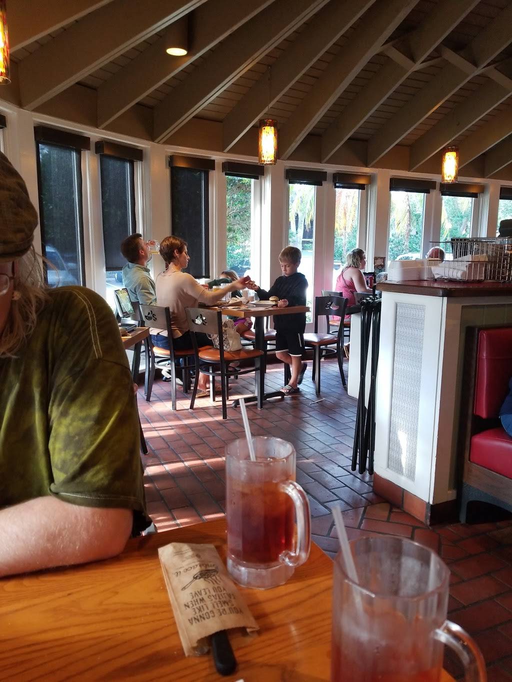 Chilis Grill & Bar | meal takeaway | 955 N Wickham Rd, Melbourne, FL 32935, USA | 3217579449 OR +1 321-757-9449