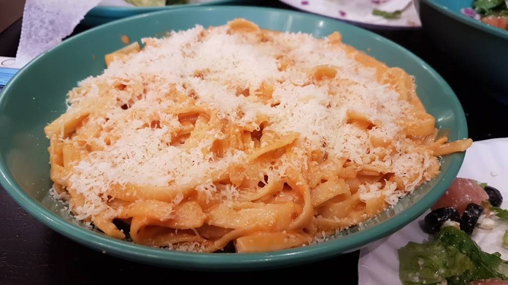 Bennys Brick Oven Pizza | meal takeaway | 419 Kingston Ave, Brooklyn, NY 11225, USA | 7184844817 OR +1 718-484-4817