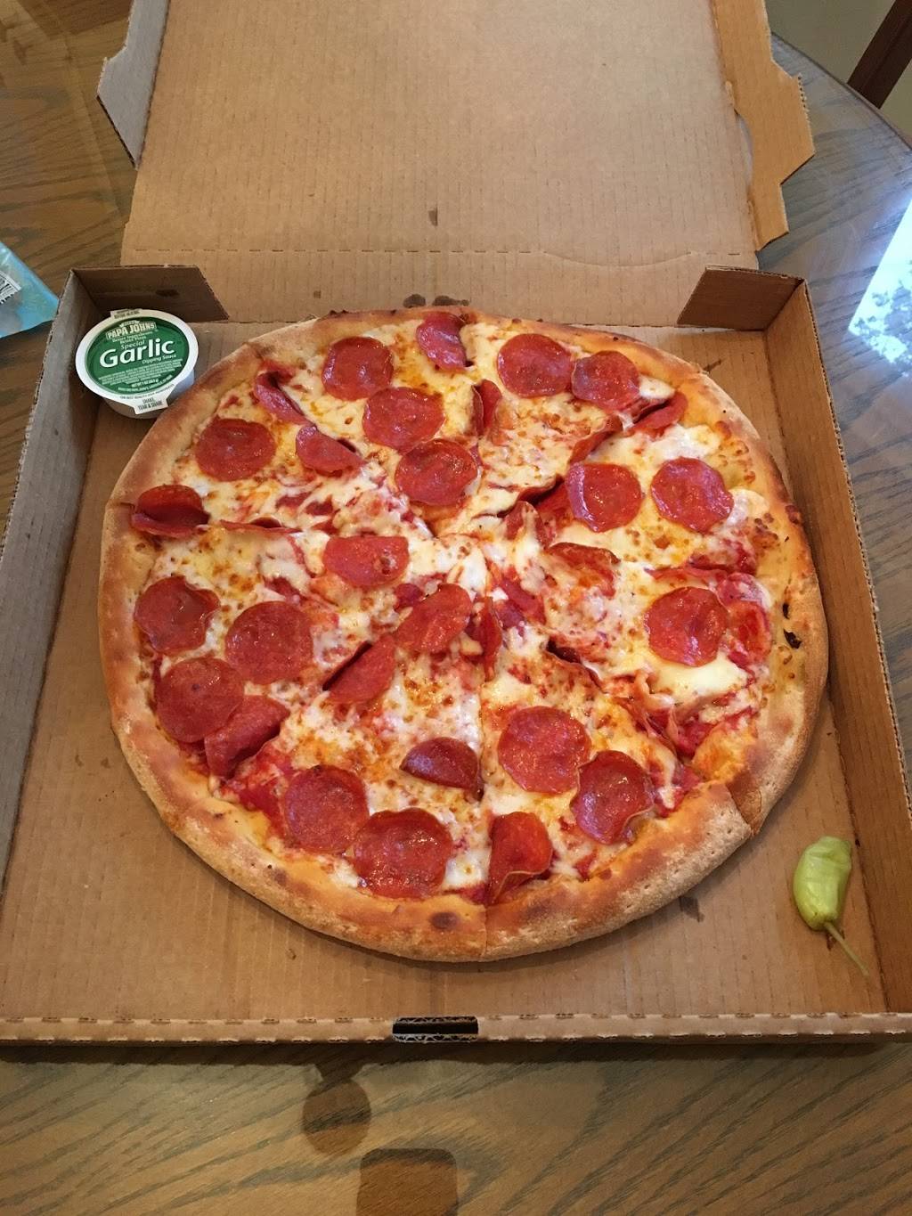 Papa Johns Pizza | restaurant | 2633 W Park Row Dr, Arlington, TX 76013, USA | 8178017272 OR +1 817-801-7272