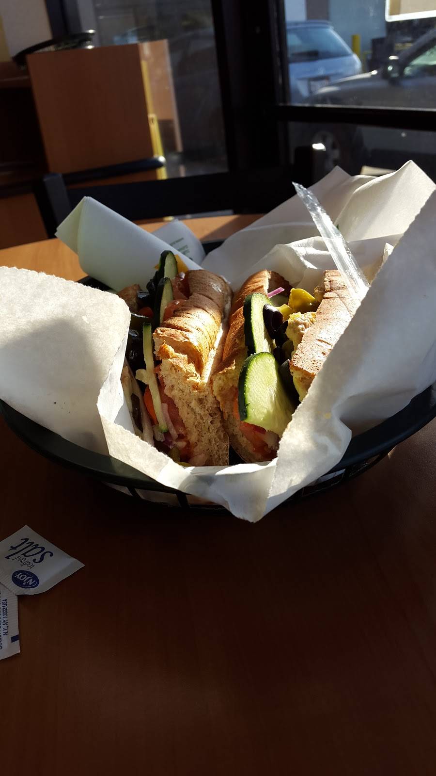 Subway Restaurants | restaurant | 1300 N Ashland Ave, Commons Suite P, Chicago, IL 60622, USA | 7732894922 OR +1 773-289-4922