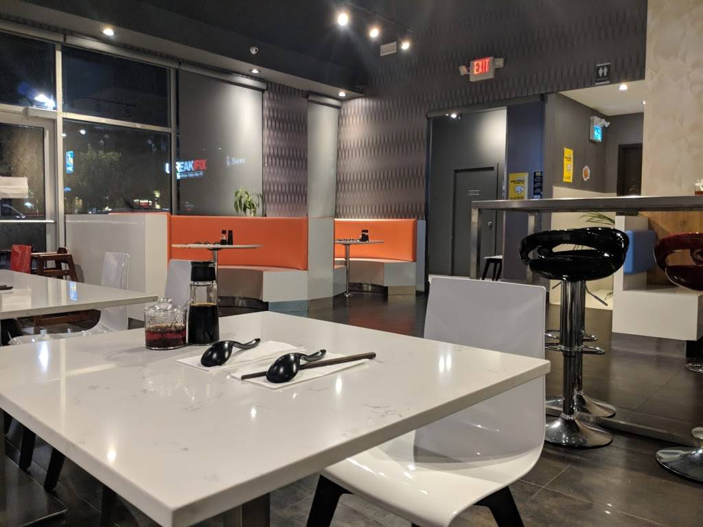 Meet Noodles | restaurant | 1900 Fowler Dr D103, Mississauga, ON L5K 0A1, Canada | 9059168666 OR +1 905-916-8666