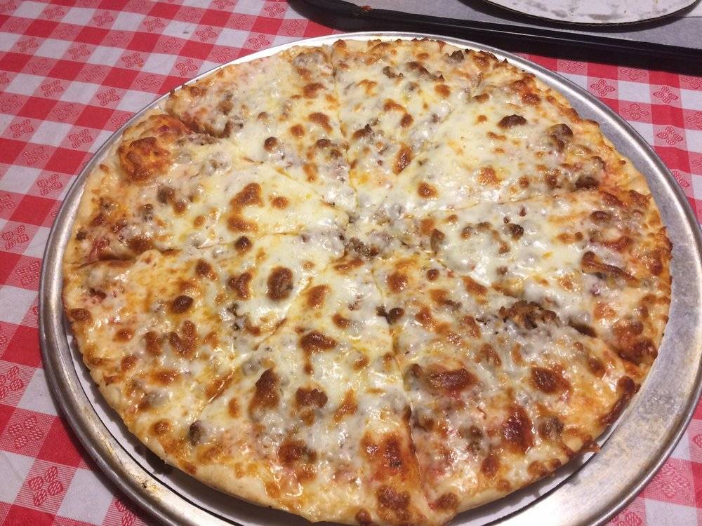 Papa Ray’s Pizza & Wings | restaurant | 1267 Shelby St, Indianapolis, IN 46203, USA | 3178203173 OR +1 317-820-3173