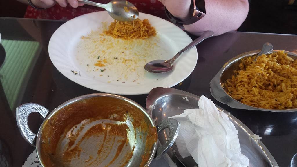 Taj Mahal | restaurant | 1349 S 3rd St, Terre Haute, IN 47802, USA | 8122325947 OR +1 812-232-5947