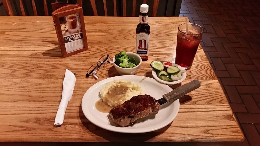 Cracker Barrel Old Country Store | restaurant | 1717 NC-67, Jonesville, NC 28642, USA | 3368356011 OR +1 336-835-6011