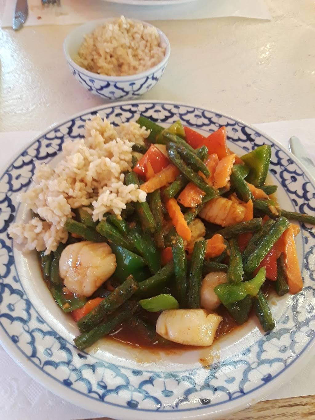 Bangkok Thai Cuisine | restaurant | 46 Rt 6A, Orleans, MA 02653, USA | 5082553301 OR +1 508-255-3301