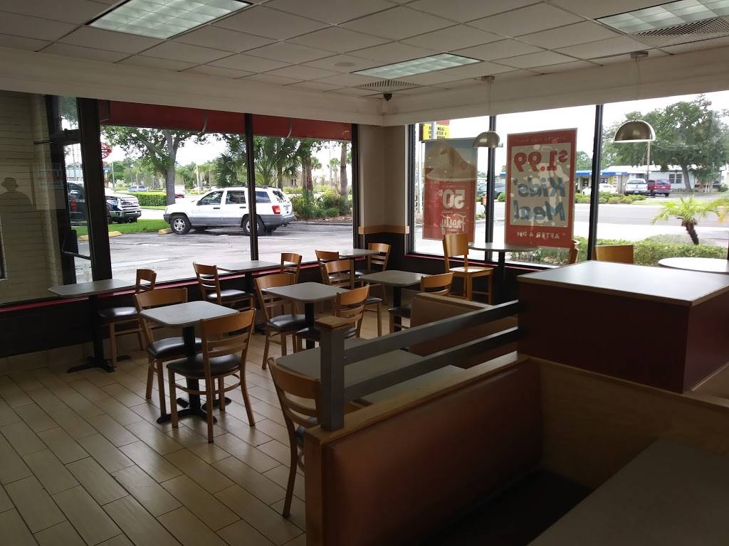 Wendys | restaurant | 2290 Gulf to Bay Blvd, Clearwater, FL 33765, USA | 7277990610 OR +1 727-799-0610