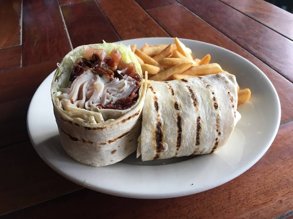 Fit-Zs Bar & Grille | restaurant | 451 Main St, Watertown, MA 02472, USA | 6179233969 OR +1 617-923-3969