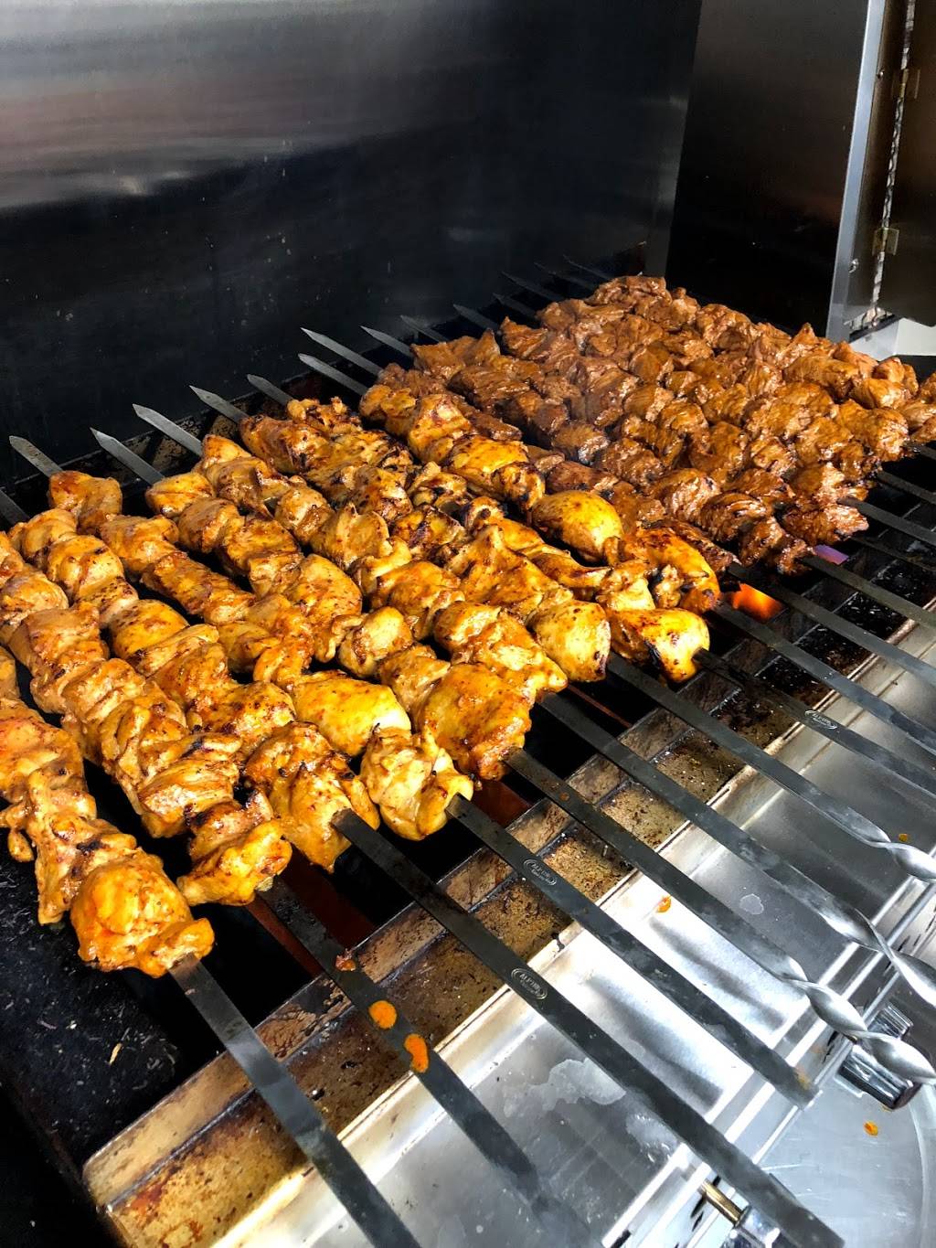 dLunchSpot | restaurant | 15315 S Figueroa St, Gardena, CA 90248, USA | 3109530444 OR +1 310-953-0444