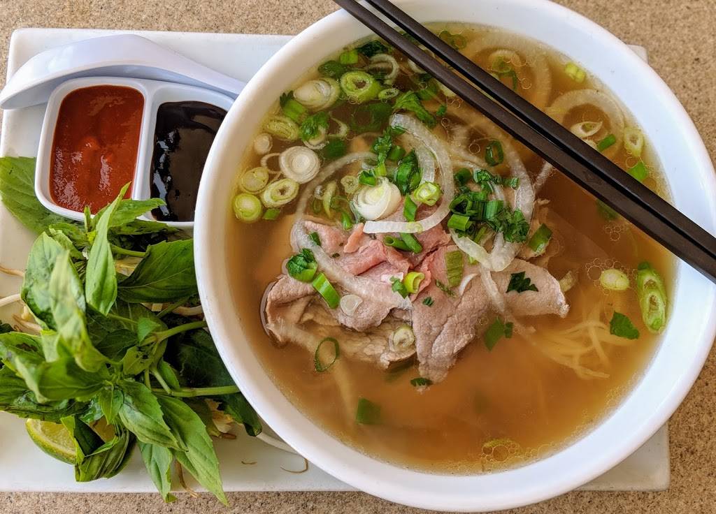 Basilic Vietnamese Grill Fort Lauderdale | night club | 218 FL-870, Lauderdale-By-The-Sea, FL 33308, USA | 9547715798 OR +1 954-771-5798