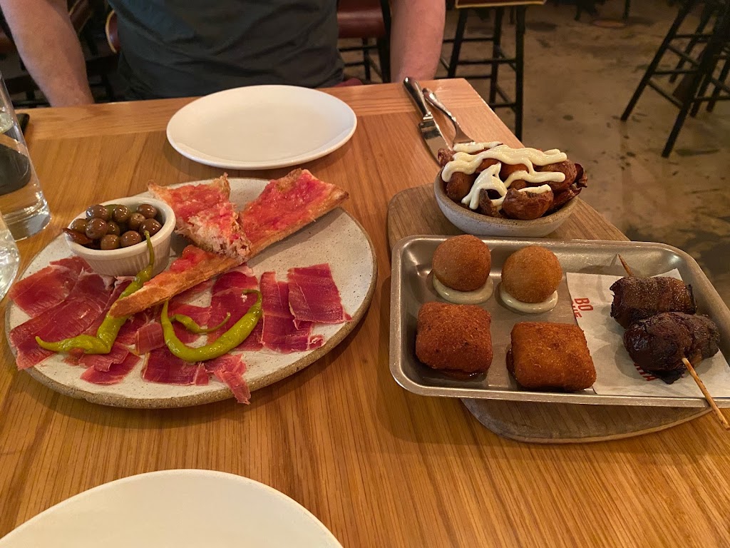 Boqueria Spanish Tapas - Flatiron | restaurant | 53 W 19th St, New York, NY 10011, USA | 2122554160 OR +1 212-255-4160