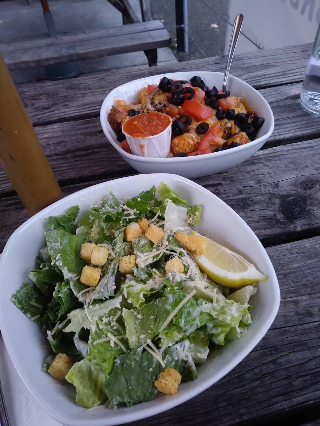 Brickhouse Bar | restaurant | 109 W 15th St, Vancouver, WA 98660, USA | 3606953686 OR +1 360-695-3686