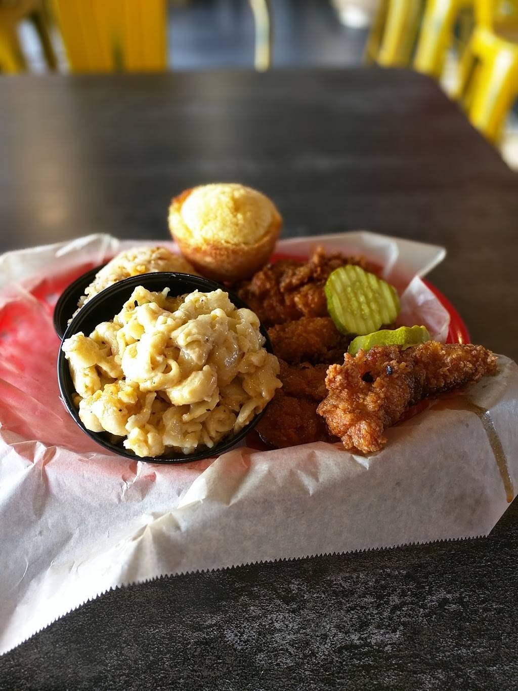 Mikes Nashville Hot | meal takeaway | 10655 Innovation Drive, Miamisburg, OH 45342, USA | 9372470196 OR +1 937-247-0196