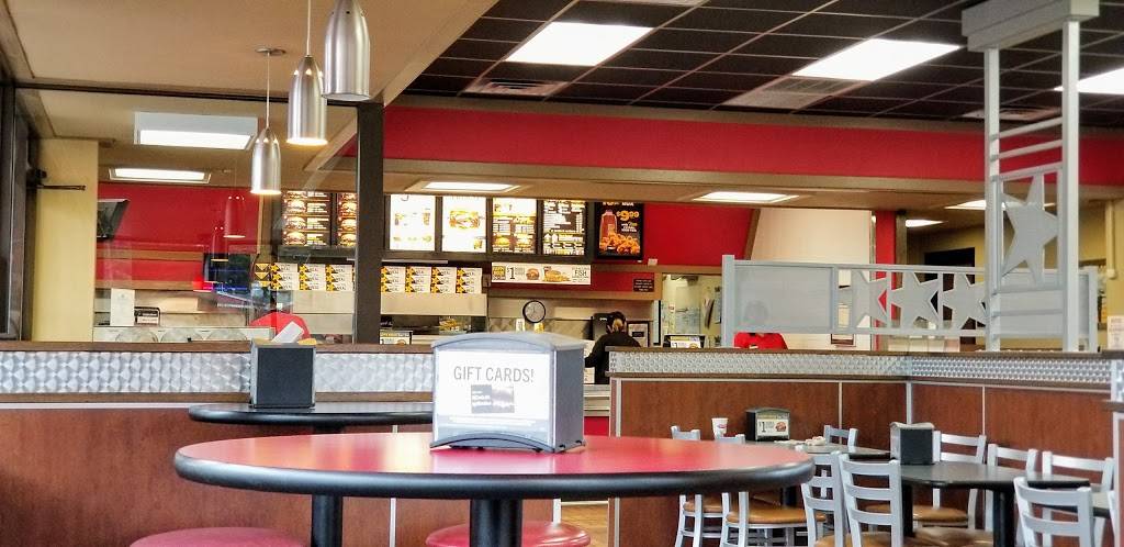 Hardees | restaurant | 3135 Riverside Dr, Danville, VA 24541, USA | 4347995581 OR +1 434-799-5581