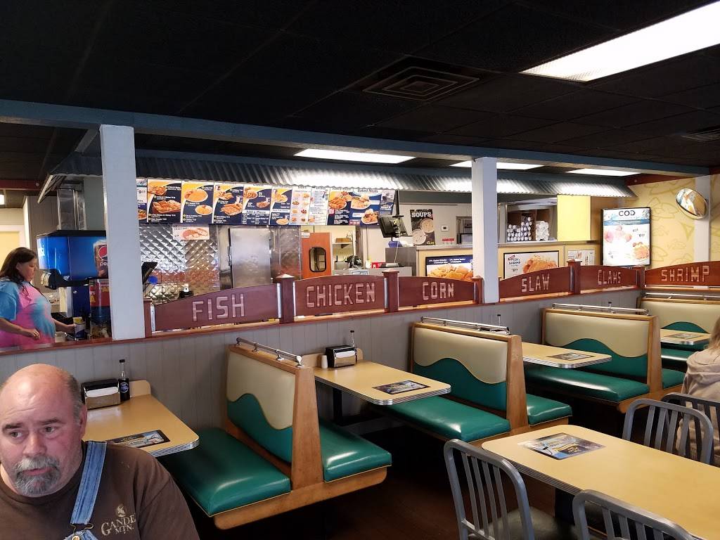 Long John Silvers | restaurant | 2080 W Main St, Greenfield, IN 46140, USA | 3174622885 OR +1 317-462-2885