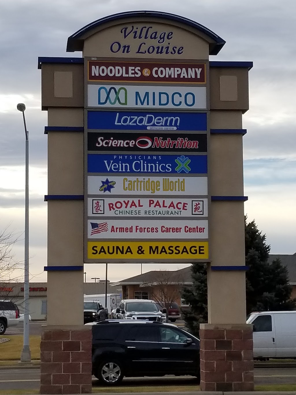 Royal Palace Chinese Restaurant | restaurant | 5015 S Louise Ave, Sioux Falls, SD 57108, USA | 6053618885 OR +1 605-361-8885