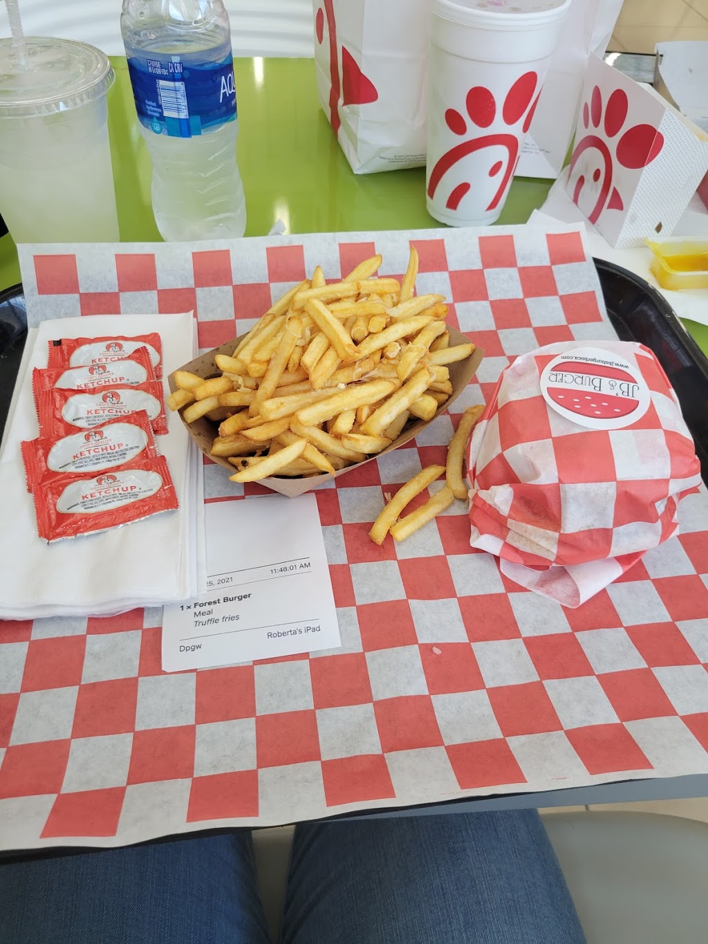 JB’s Burger | restaurant | JBs Burger Curbside, 5860 Glades Rd, Boca Raton, FL 33431, USA | 5619610755 OR +1 561-961-0755