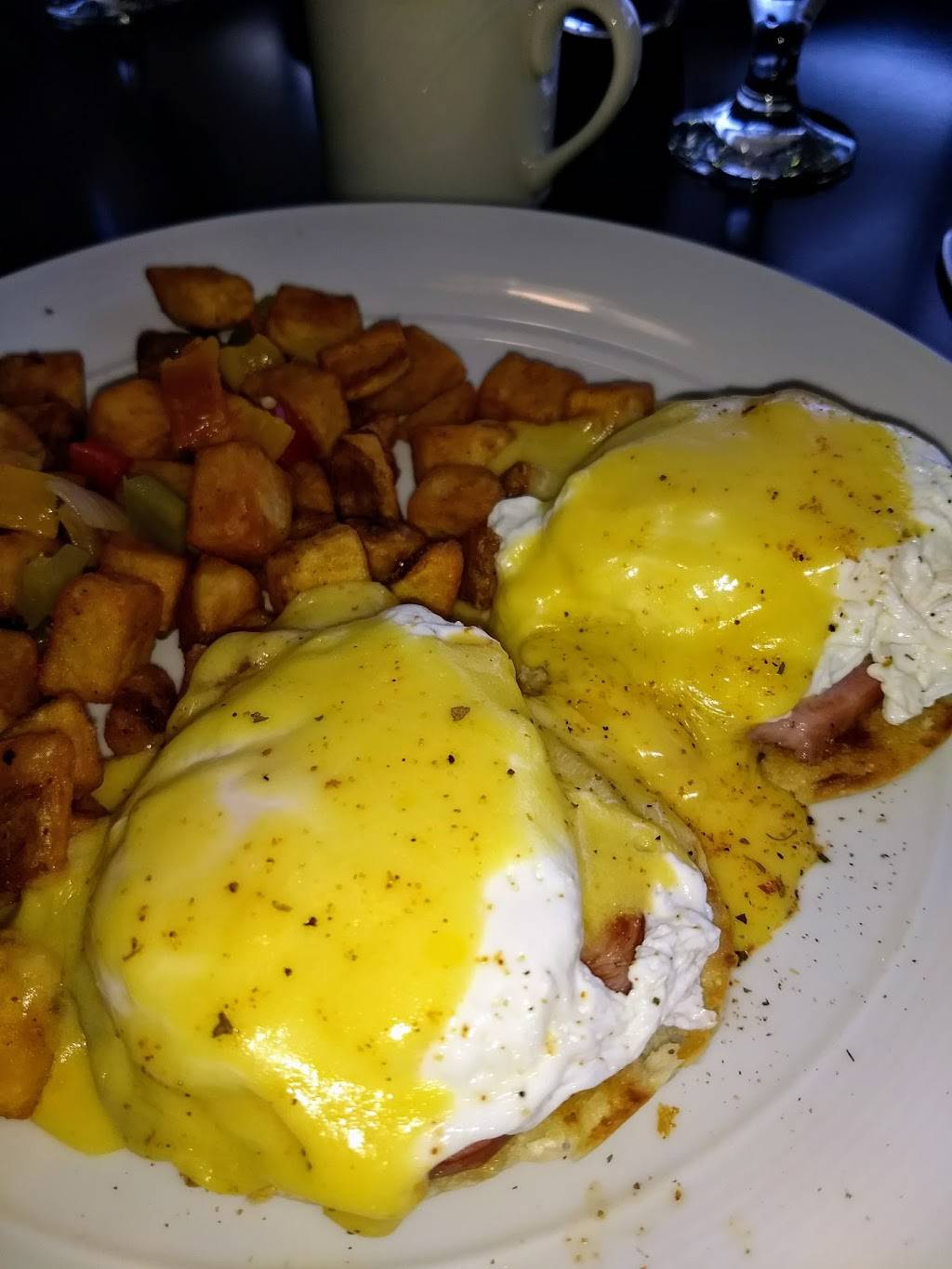 Blakes Bistro | restaurant | 5222 Seawall Blvd, Galveston, TX 77551, USA | 4097441500 OR +1 409-744-1500