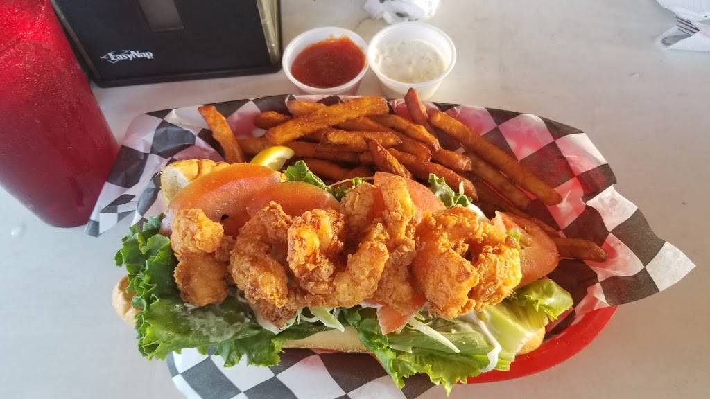 Mikel Mays Beachside Bar & Grill | restaurant | 15820 Park Rd, Corpus Christi, TX 78418, USA | 3619497437 OR +1 361-949-7437