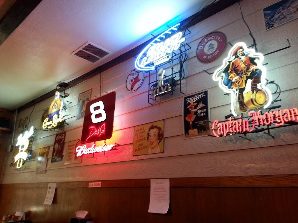 Bargersville Bar & Grill | restaurant | 70 N Baldwin St, Bargersville, IN 46106, USA | 3173666036 OR +1 317-366-6036