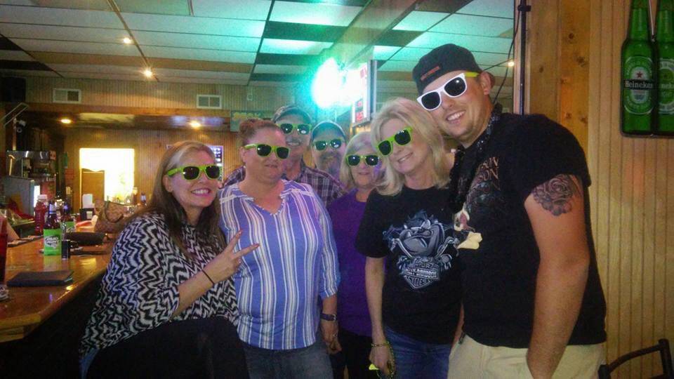 State Line Bar and Grill | restaurant | 1809 US-321, Bowling Green, SC 29703, USA | 8036100295 OR +1 803-610-0295