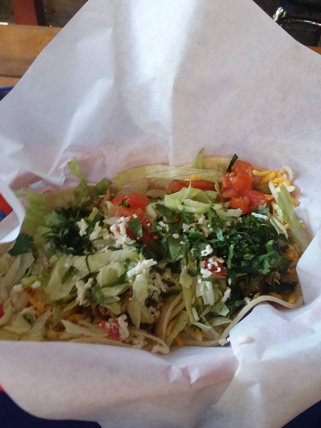 Fuzzys Taco Shop | restaurant | 2706 Elm St, Dallas, TX 75226, USA | 2146538226 OR +1 214-653-8226