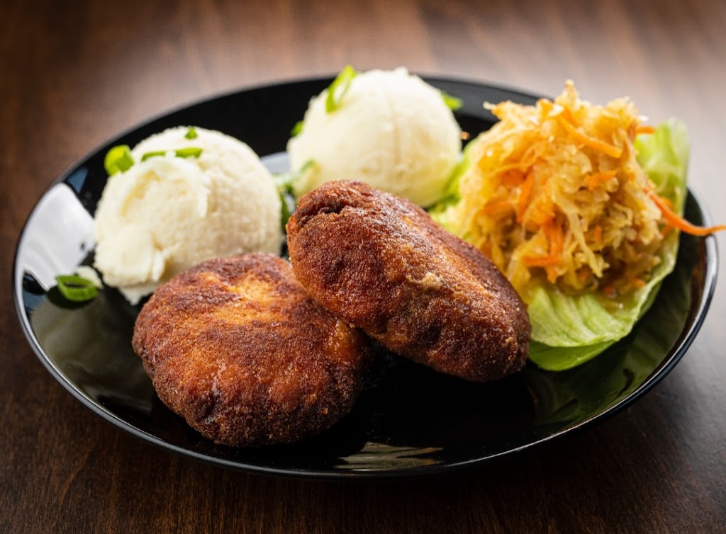 Bottoms Up Restaurant & Bar | restaurant | 9718 W Irving Park Rd, Schiller Park, IL 60176, USA | 2247812298 OR +1 224-781-2298