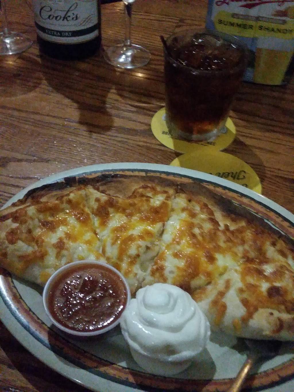 Jury Room Bar & Grill | restaurant | 20 S Wisconsin St, Elkhorn, WI 53121, USA | 2627238021 OR +1 262-723-8021