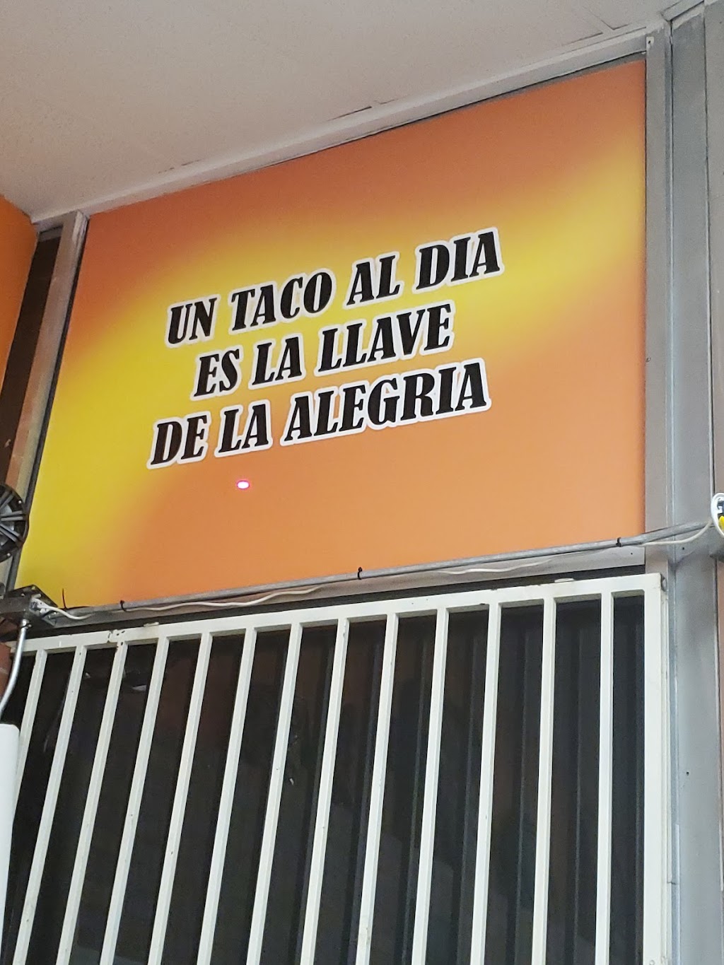 Tacos Huicho #3 | restaurant | 2722 E McDowell Rd, Phoenix, AZ 85008, USA | 6022441560 OR +1 602-244-1560