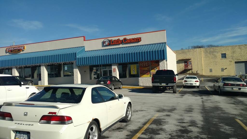 Little Caesars Pizza | meal takeaway | 1513 Scalp Ave #80, Johnstown, PA 15904, USA | 8142544977 OR +1 814-254-4977